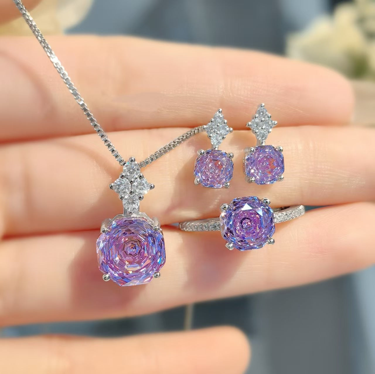 Fashion Personality Affordable Luxury Octagonal Necklace