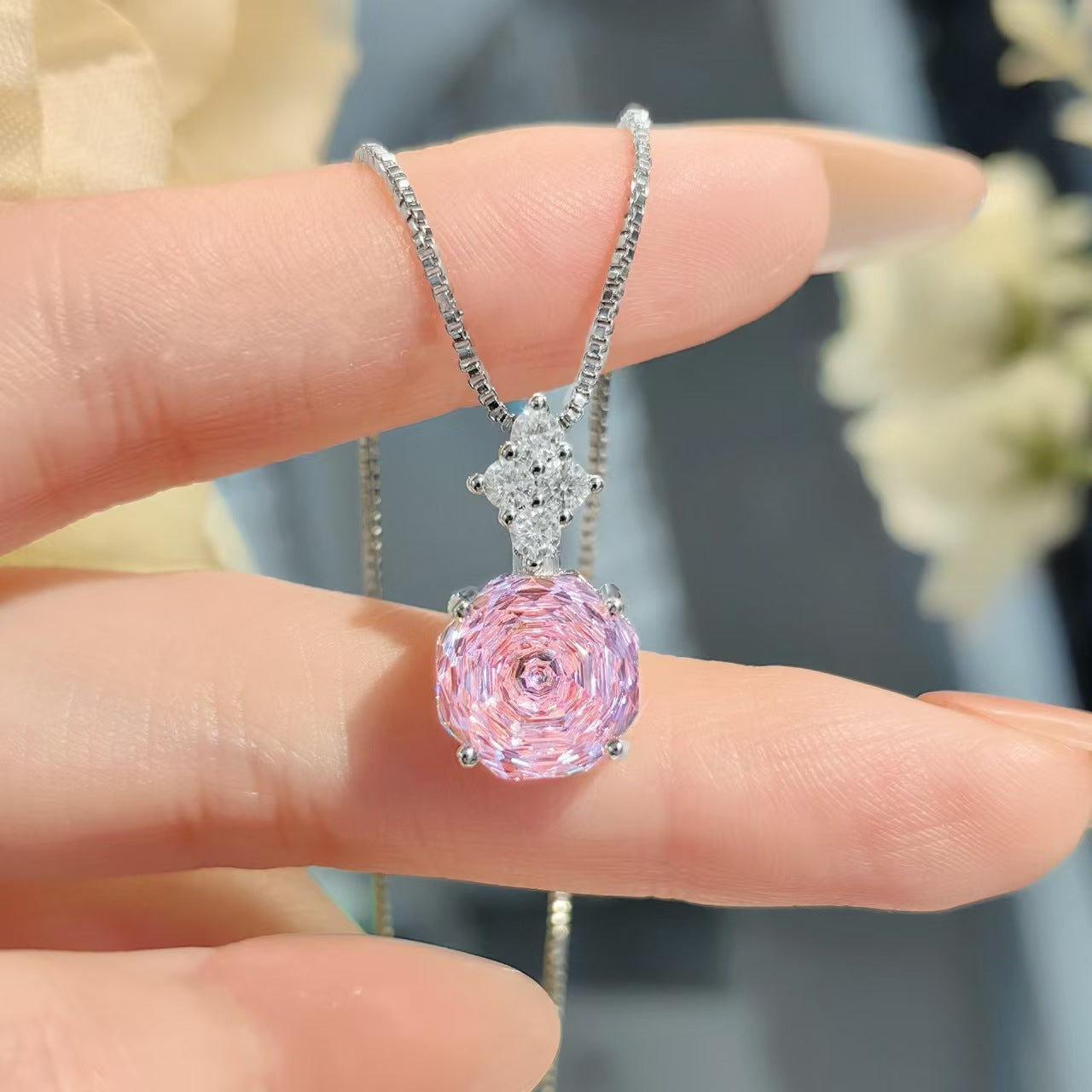 Fashion Personality Affordable Luxury Octagonal Necklace