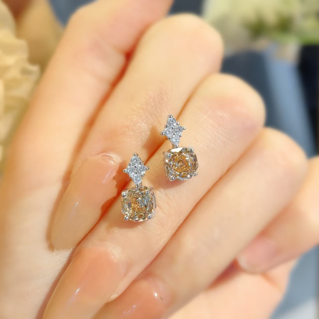 Fashion Personality Affordable Luxury Octagonal Necklace