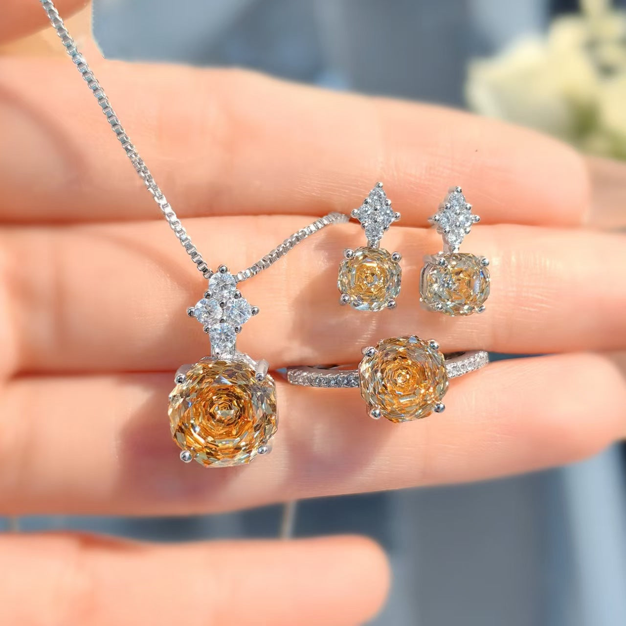 Fashion Personality Affordable Luxury Octagonal Necklace